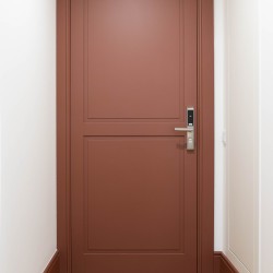 105470