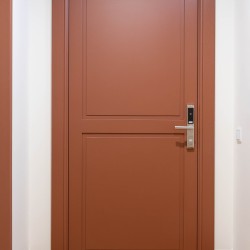 105446